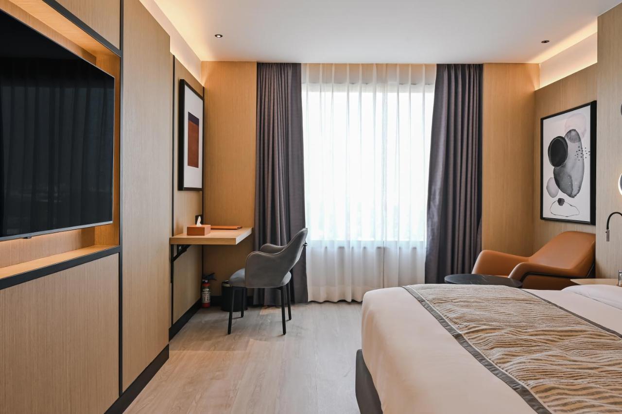 Parallel Hotel Udaipur, A Member Of Radisson Individuals Ngoại thất bức ảnh
