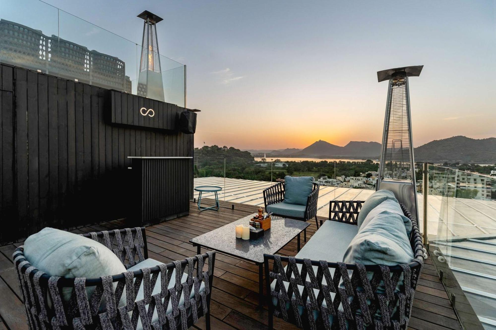 Parallel Hotel Udaipur, A Member Of Radisson Individuals Ngoại thất bức ảnh