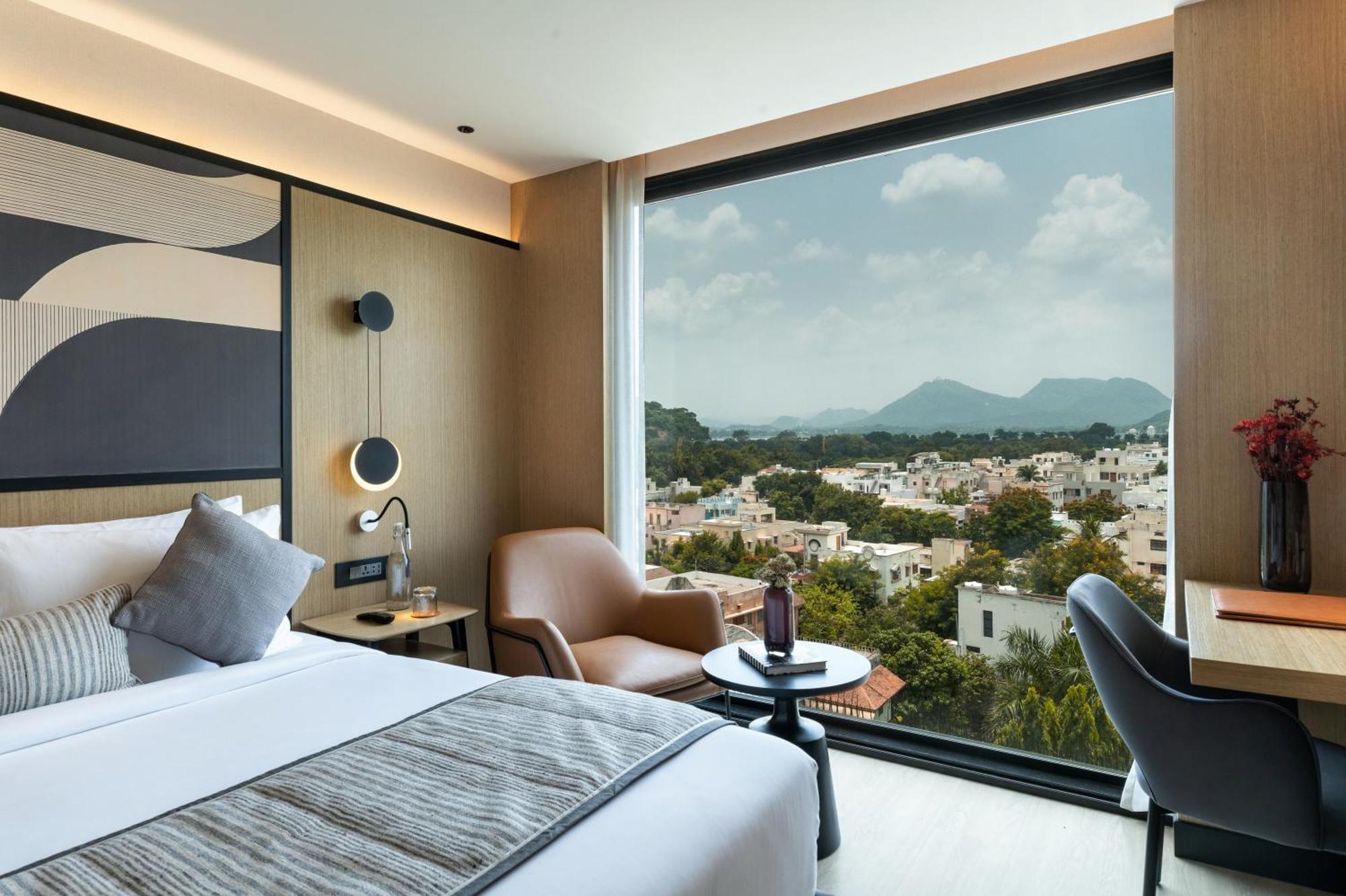 Parallel Hotel Udaipur, A Member Of Radisson Individuals Ngoại thất bức ảnh